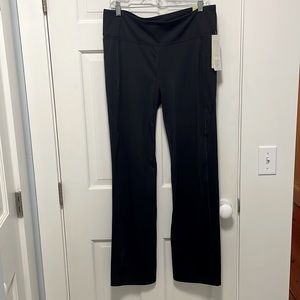 NWT - All In Motion High Rise Straight Leg Black Contour Curvy Athletic Pants L